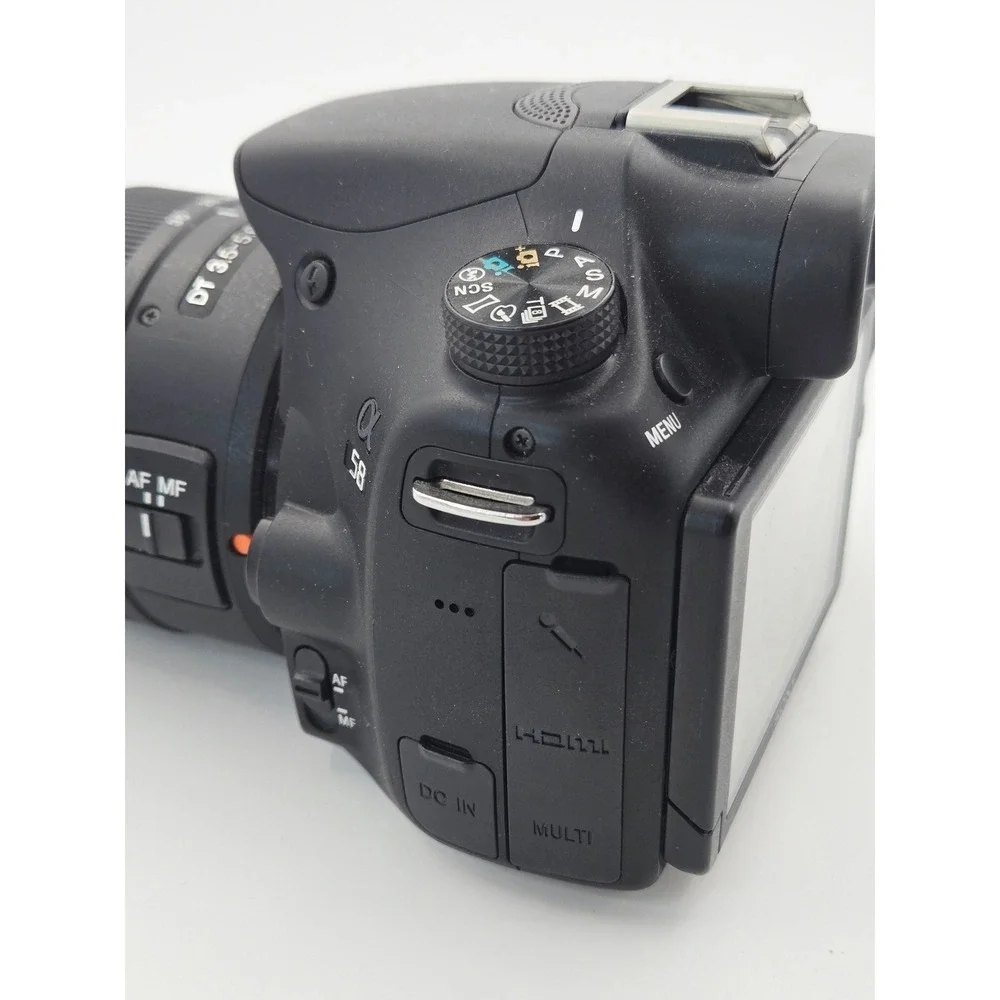 Sony Alpha A58 DSLR Digital Camera 20.1MP- 18-55mm Lens Vivitar Flash WORKS-READ